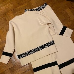 2 pieces Dior knit set